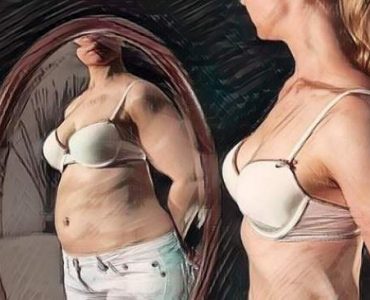 Una mujer joven que padece de anorexia